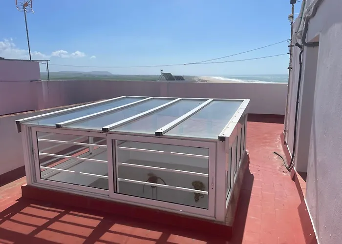 Casa Torre Baluarte * コニル・デ・ラ・フロンテラ